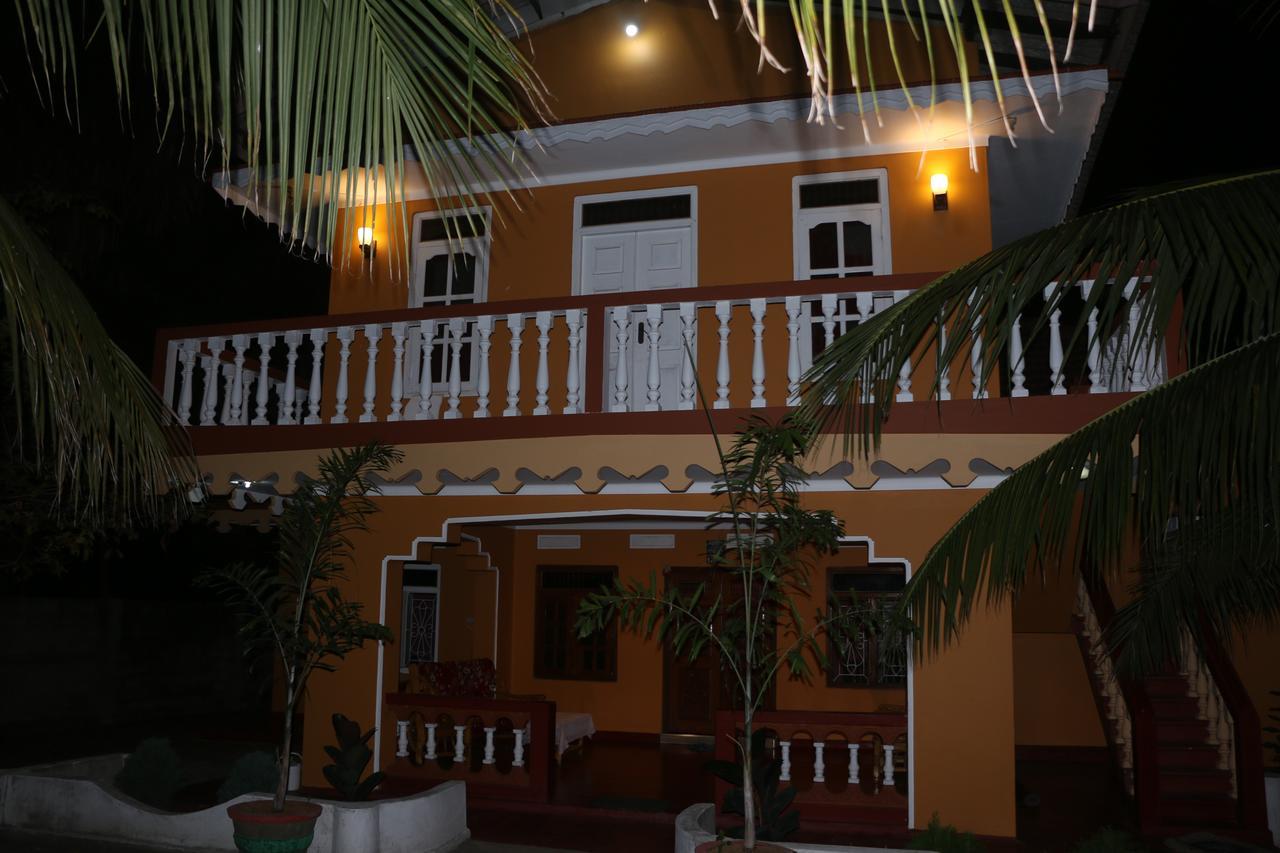 Hotel El Shaddai Mannar Esterno foto
