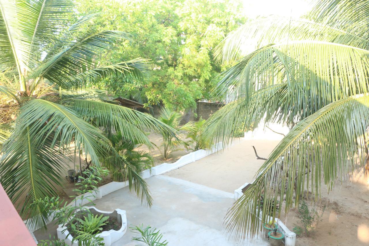 Hotel El Shaddai Mannar Esterno foto