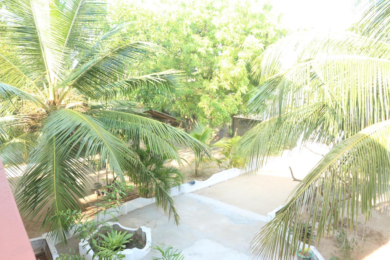 Hotel El Shaddai Mannar Esterno foto